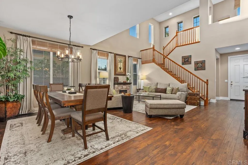 https://cdn.realtyfeed.com/cdn/127/306529220/2b0abf9f9300743b86cdd19119e8a3ab.webp
