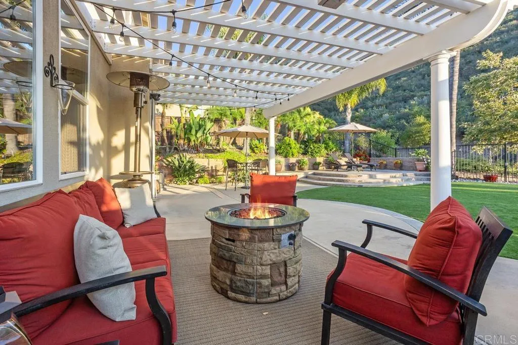 https://cdn.realtyfeed.com/cdn/127/306529220/480f89afa2752c9ed835a3509969b09d.webp