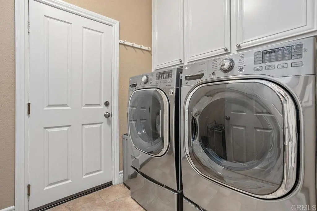 https://cdn.realtyfeed.com/cdn/127/306529220/ca461704bc8860cb88100d300e4de583.webp