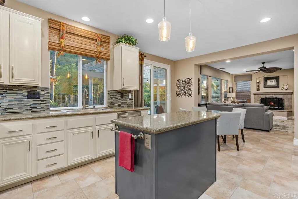 https://cdn.realtyfeed.com/cdn/127/306529220/d7812167729cc256d3ff214c8e934f84.webp