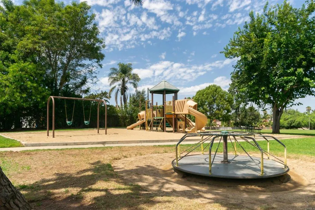 https://cdn.realtyfeed.com/cdn/127/306529248/49d687cbde034b354e2dd8a25cab52af.webp