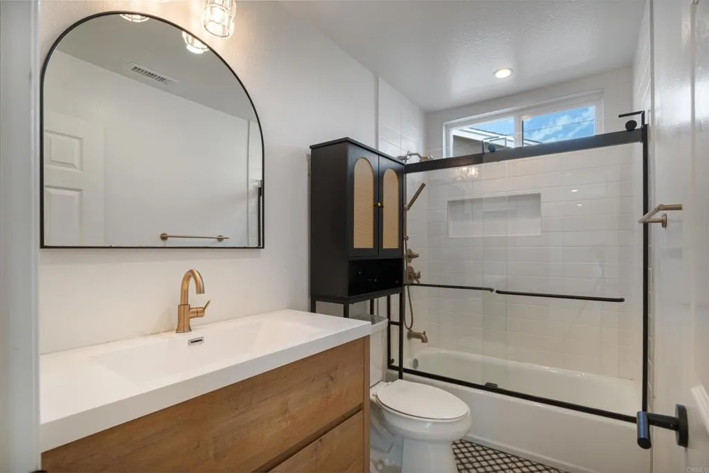 https://cdn.realtyfeed.com/cdn/127/306529248/77a80b6b65fe0c125c1b8105b981e6ba.webp