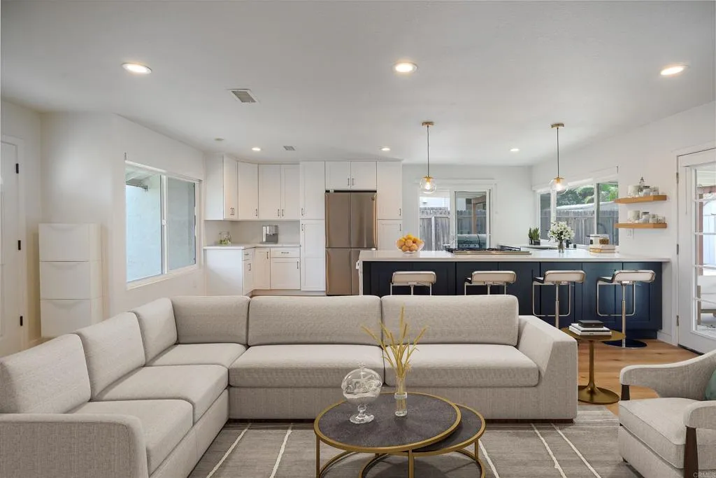 https://cdn.realtyfeed.com/cdn/127/306529248/834e9321d3deaa3d439e10b908b8081d.webp