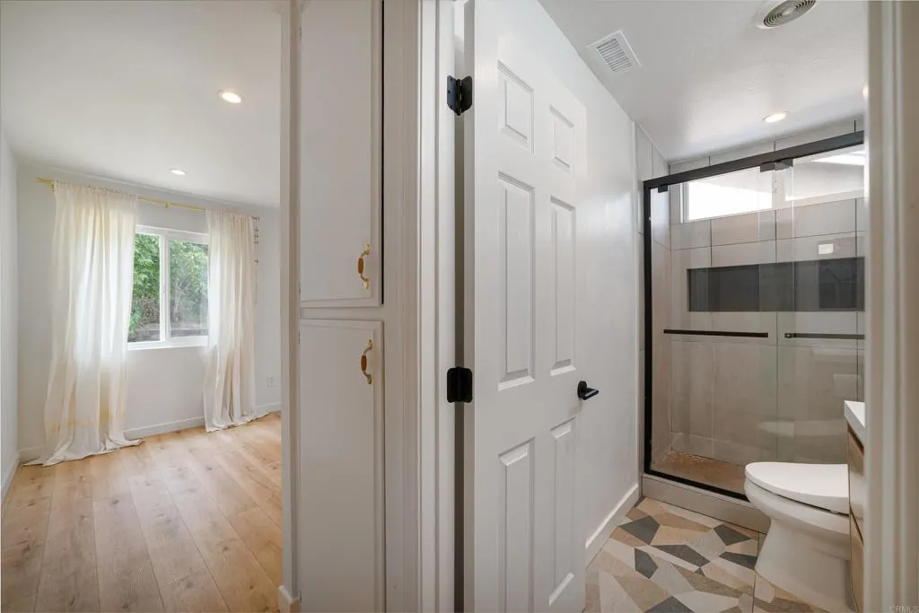 https://cdn.realtyfeed.com/cdn/127/306529248/e24ff4a0a5f464782e74fe63012830f8.webp