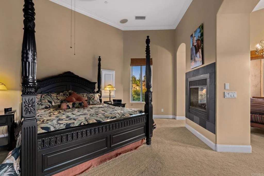 https://cdn.realtyfeed.com/cdn/127/306529262/5d2f10dea8098d494c01ea861b5d24cc.webp