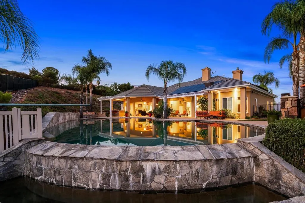 https://cdn.realtyfeed.com/cdn/127/306529262/c57f5c05bcf54dbc52d54037f513e4d3.webp