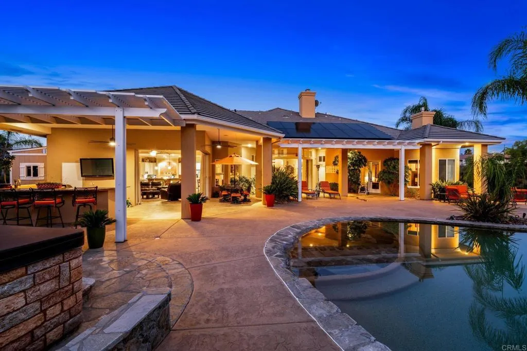 https://cdn.realtyfeed.com/cdn/127/306529262/d9e439594be49241d857953eb8b326df.webp