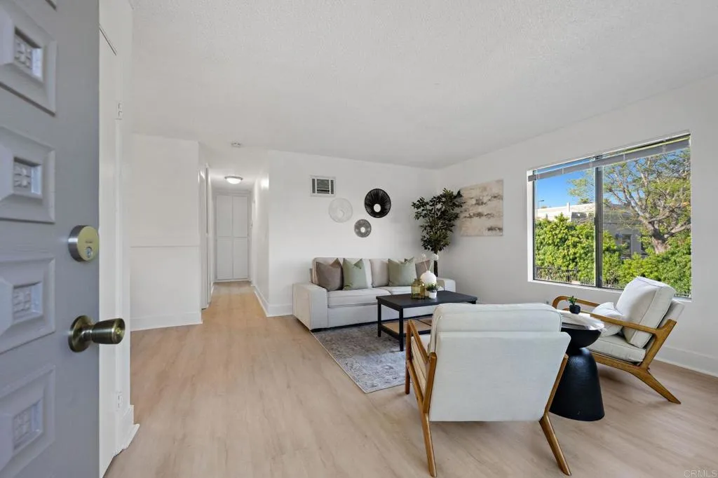 https://cdn.realtyfeed.com/cdn/127/306529264/428f5511f3de73761be9f50085c462f1.webp