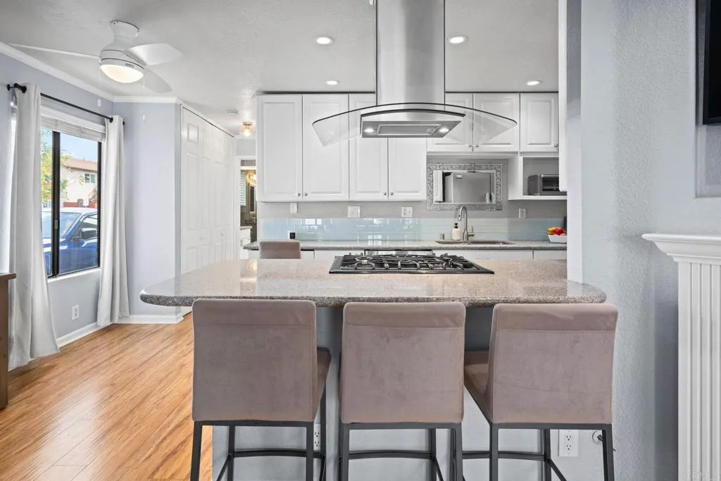 https://cdn.realtyfeed.com/cdn/127/306529300/8debecee4d180b15d09ec3f7e7971746.webp