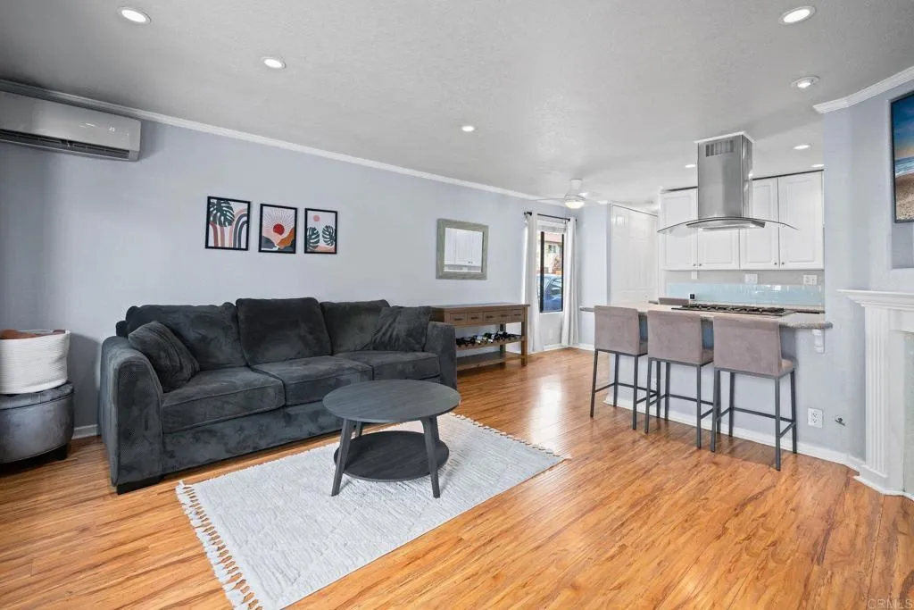 https://cdn.realtyfeed.com/cdn/127/306529300/8f32ab032df33cf7cd3adb30a1444f50.webp