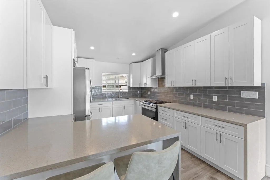 https://cdn.realtyfeed.com/cdn/127/306529310/a9ca0a813bec34cebcf6315903433e13.webp