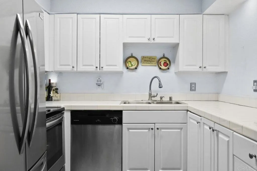 Photo #8: PTP2506532 Listing: Photo #8