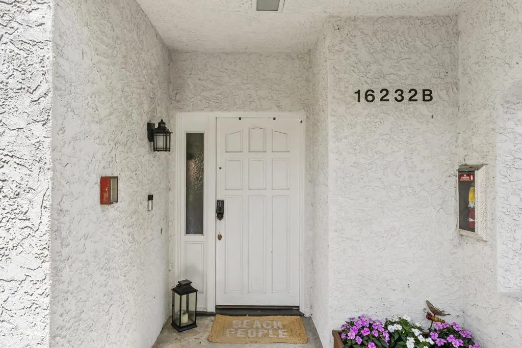 https://cdn.realtyfeed.com/cdn/127/306529355/7cb9c9e46b7da531d4744526feb52003.webp