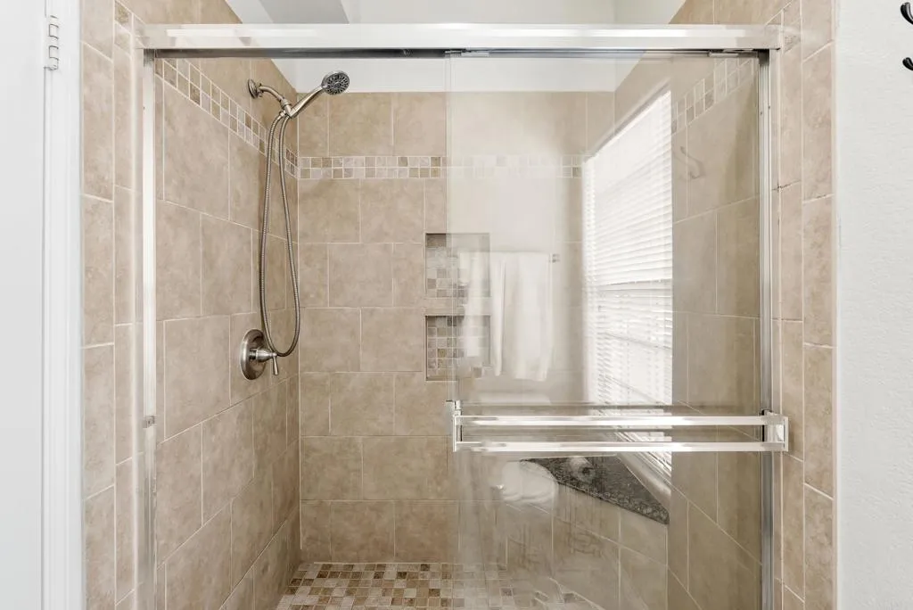 https://cdn.realtyfeed.com/cdn/127/306529355/ccff7521a4e87d82f8161723dc7475da.webp