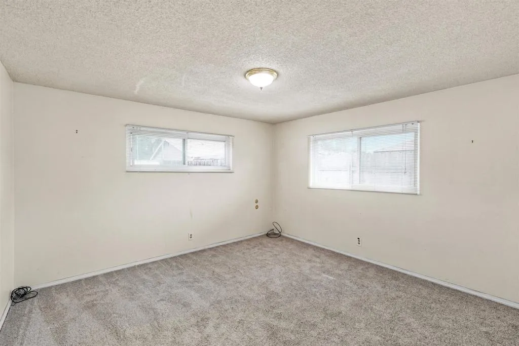 https://cdn.realtyfeed.com/cdn/127/306529371/5c6ae441eb02e1c37b2628874ff24eba.webp