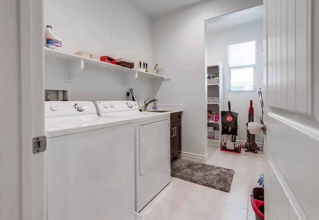 https://cdn.realtyfeed.com/cdn/127/306529442/af8ac3c67cdd4660c9d6ecac6eedfe20.webp