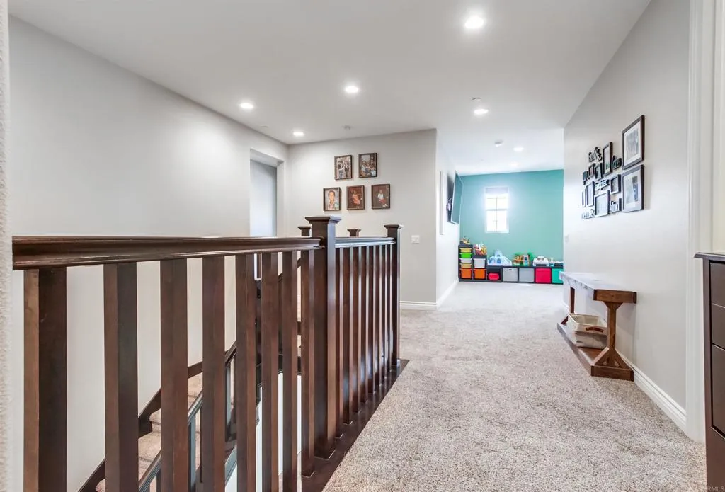 https://cdn.realtyfeed.com/cdn/127/306529442/db0c92a63bff92d5b44463f5b5573a5f.webp