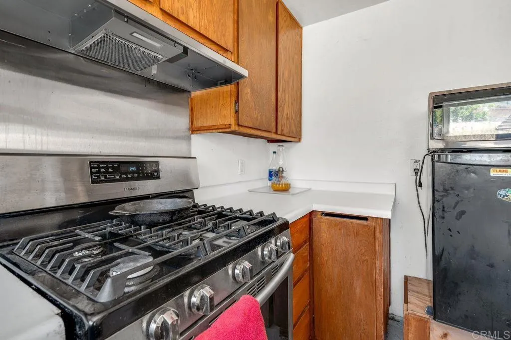 https://cdn.realtyfeed.com/cdn/127/306529452/3ada9c797438d125ee23ff7c8bffc0a2.webp