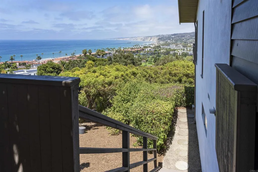 https://cdn.realtyfeed.com/cdn/127/306529501/22621b90494afaa9cc2487de42534823.webp