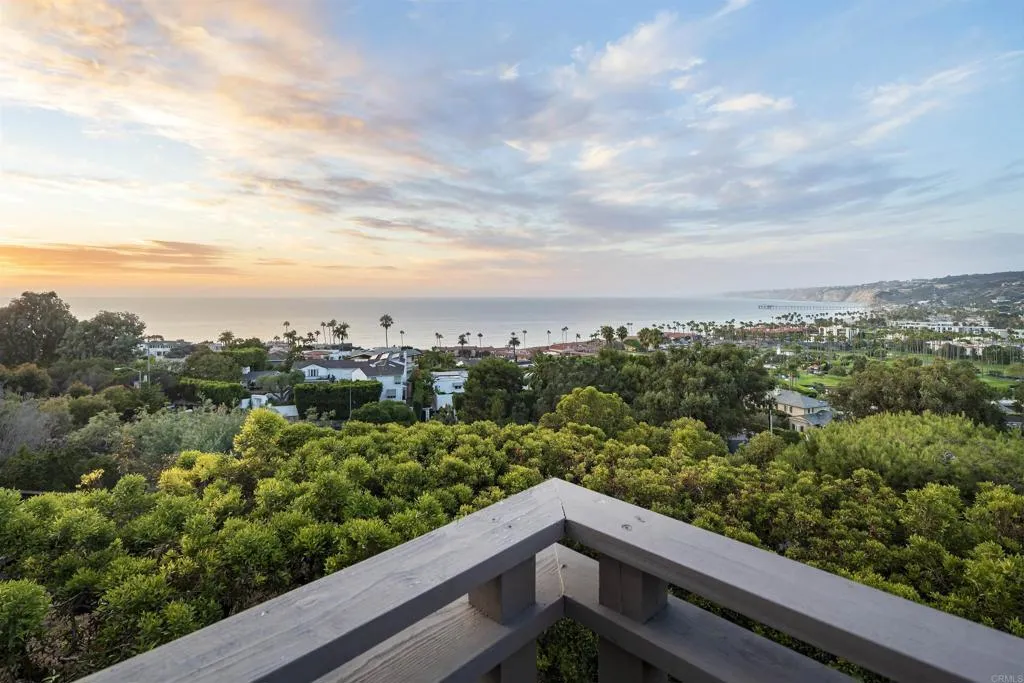 https://cdn.realtyfeed.com/cdn/127/306529501/3037e06c474f3143f4e2cdafb34982fb.webp