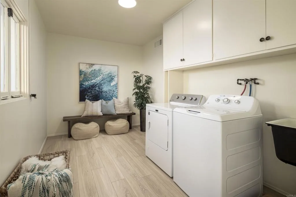 https://cdn.realtyfeed.com/cdn/127/306529501/b49f7f1352f94bcc81e30261808c0494.webp