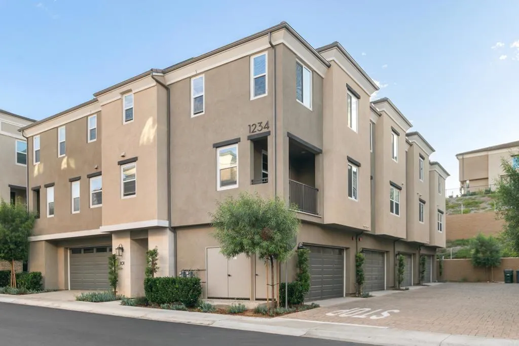 https://cdn.realtyfeed.com/cdn/127/306529512/7b93cec2d872e609a958826467877430.webp