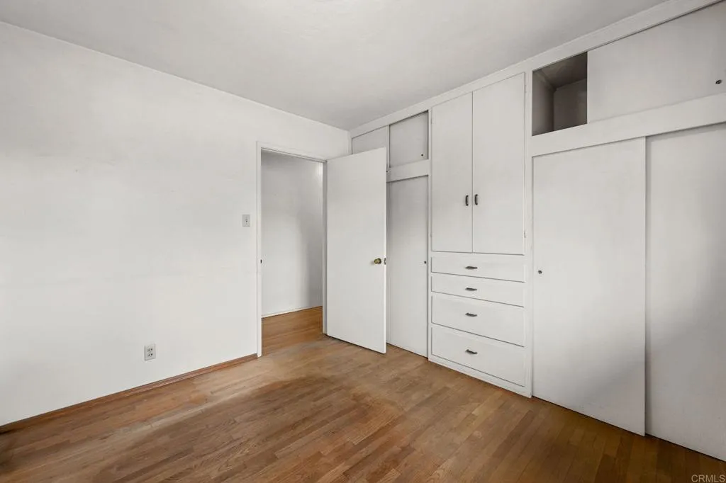 https://cdn.realtyfeed.com/cdn/127/306529515/aea40c1d68184abb9d2a3d929b8f6609.webp