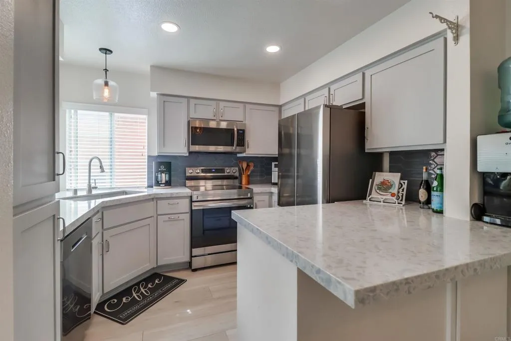 https://cdn.realtyfeed.com/cdn/127/306529611/0f441414bf19a1368c7f4935aa4ef439.webp