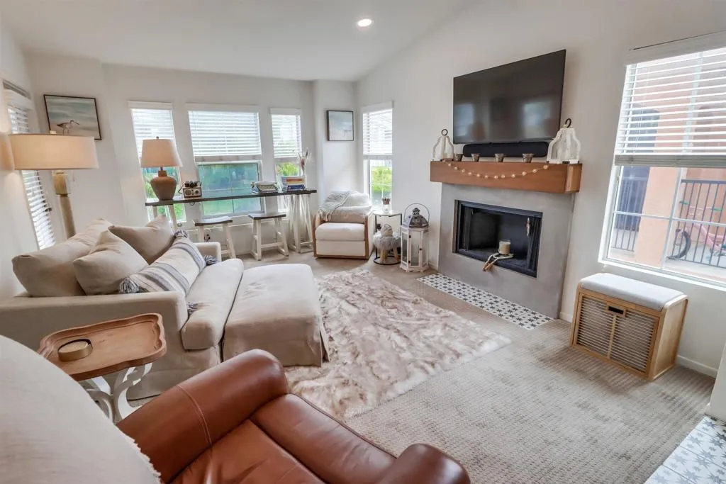 https://cdn.realtyfeed.com/cdn/127/306529611/2509c170816da1d9a410b5ad8db76ca4.webp
