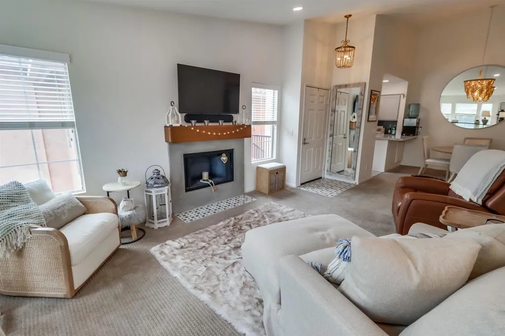 https://cdn.realtyfeed.com/cdn/127/306529611/ba3a7a835596a959f38e25e6b9f8518f.webp