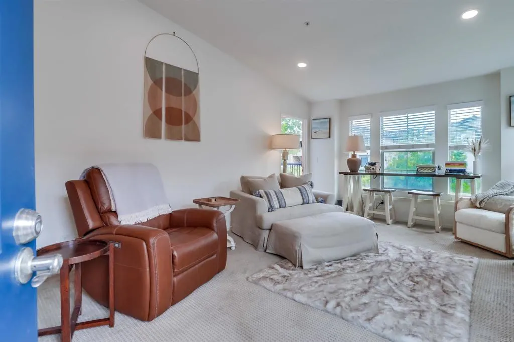 https://cdn.realtyfeed.com/cdn/127/306529611/cc2a84868a4c26ed2bde8fe9e2c7a732.webp