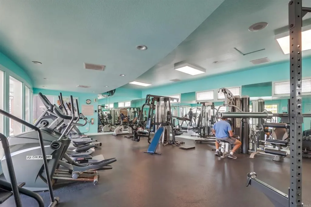 https://cdn.realtyfeed.com/cdn/127/306529611/d4c8726f148828c8ce3c6d2449a015a4.webp