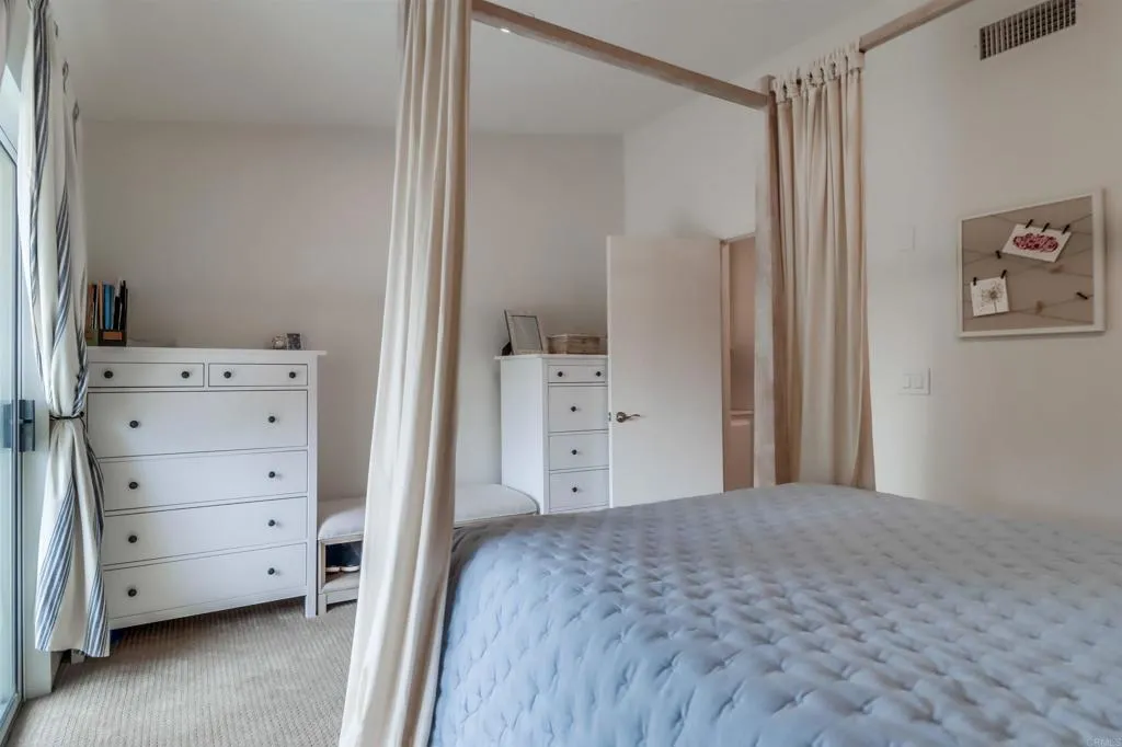 https://cdn.realtyfeed.com/cdn/127/306529611/fde8b04638a41ecd776baca5d8ab1d2e.webp