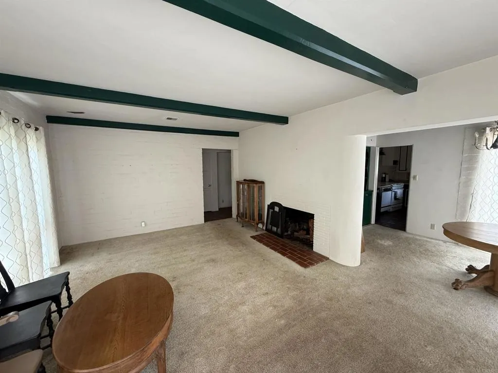 https://cdn.realtyfeed.com/cdn/127/306529673/95c9201b8c7fffe2b1449759aa1a0444.webp