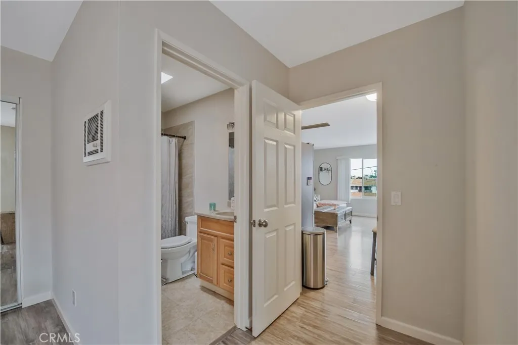 https://cdn.realtyfeed.com/cdn/127/306529678/876b2f366ae81cbffd1876e66d59167d.webp