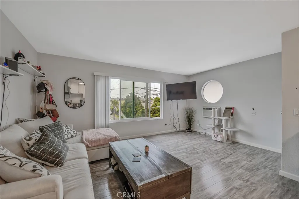 Photo #14: CV25193585 Listing: Photo #14