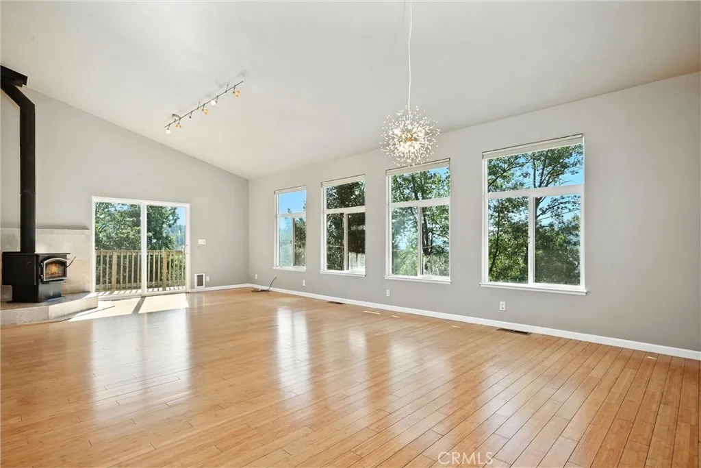 9698 Carolyn Drive, Cobb, CA 95426 - Photo 5 of 32, Cobb, CA