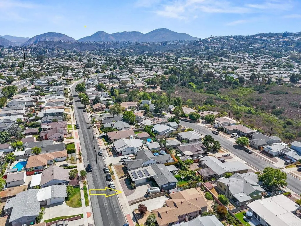 https://cdn.realtyfeed.com/cdn/127/306529745/128df06c64248bfd5d03559356769a92.webp