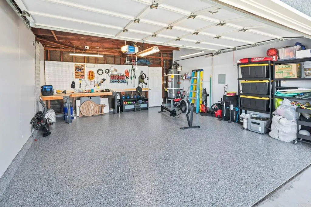 https://cdn.realtyfeed.com/cdn/127/306529745/1ed62756c7c0a4314b30396903bd0e7f.webp