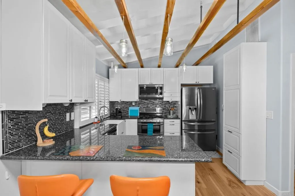 https://cdn.realtyfeed.com/cdn/127/306529745/3b10a132c0efc80e4288816db657e385.webp