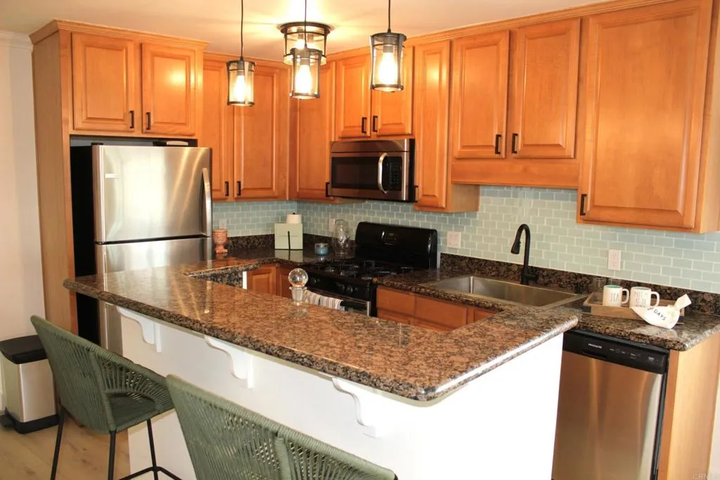 Photo #12: PTP2506543 Listing: Photo #12