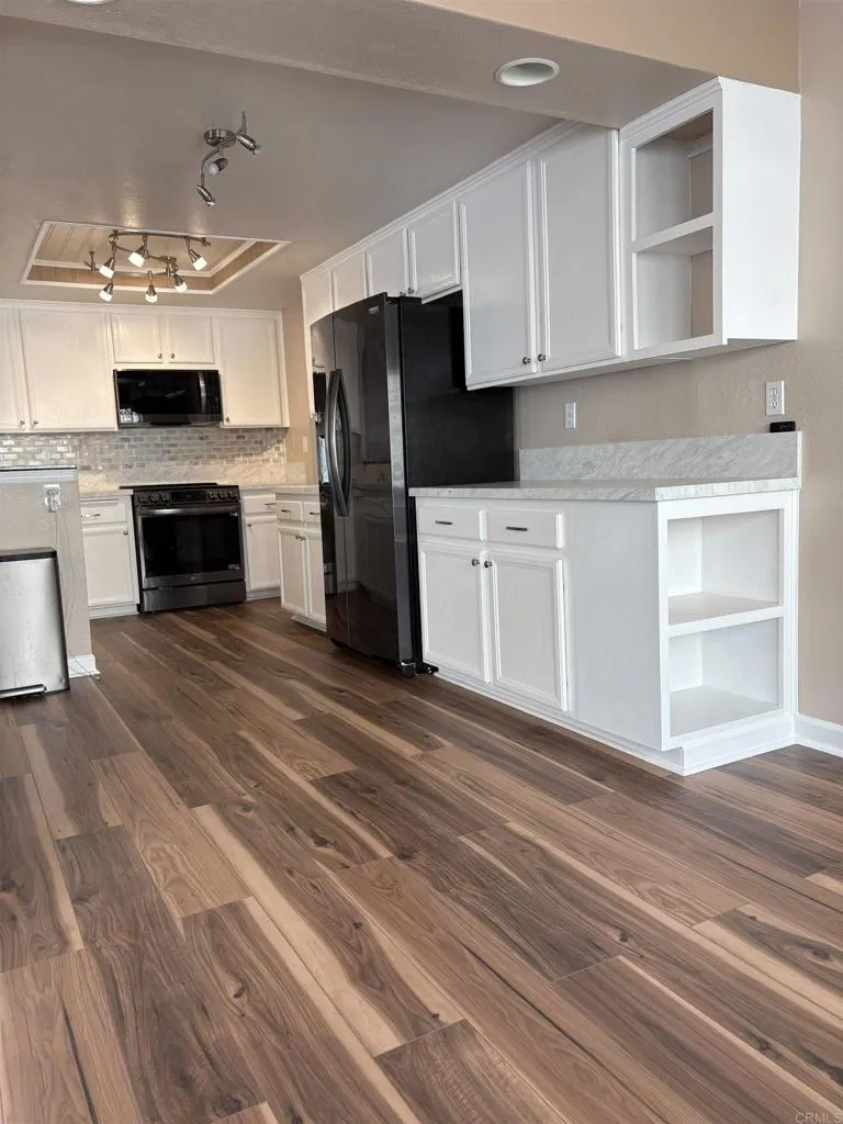 https://cdn.realtyfeed.com/cdn/127/306529755/3d2f6ee9bc4b4582de459806ddb6ba90.webp