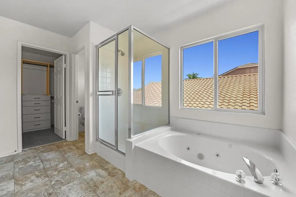 https://cdn.realtyfeed.com/cdn/127/306529798/7acb00b0a1e5a32fc508960559c7cd80.webp
