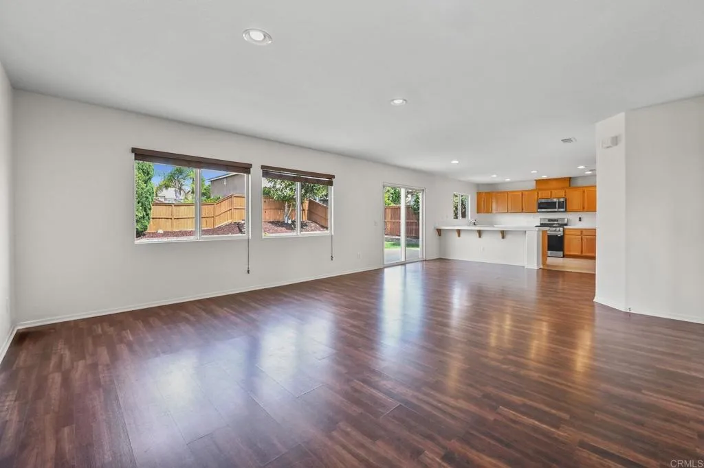 https://cdn.realtyfeed.com/cdn/127/306529798/a66ff71934557278b57bb4fa6c236e7d.webp