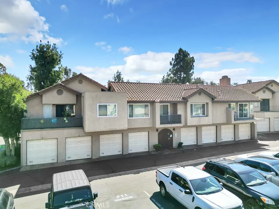 https://cdn.realtyfeed.com/cdn/127/306529817/110f78be1dda89d74426196dd272793e.webp