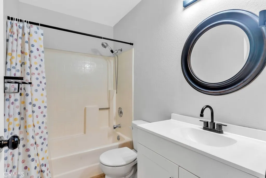 https://cdn.realtyfeed.com/cdn/127/306529817/7cebc1494b7848ae0c515b46f02f5cce.webp