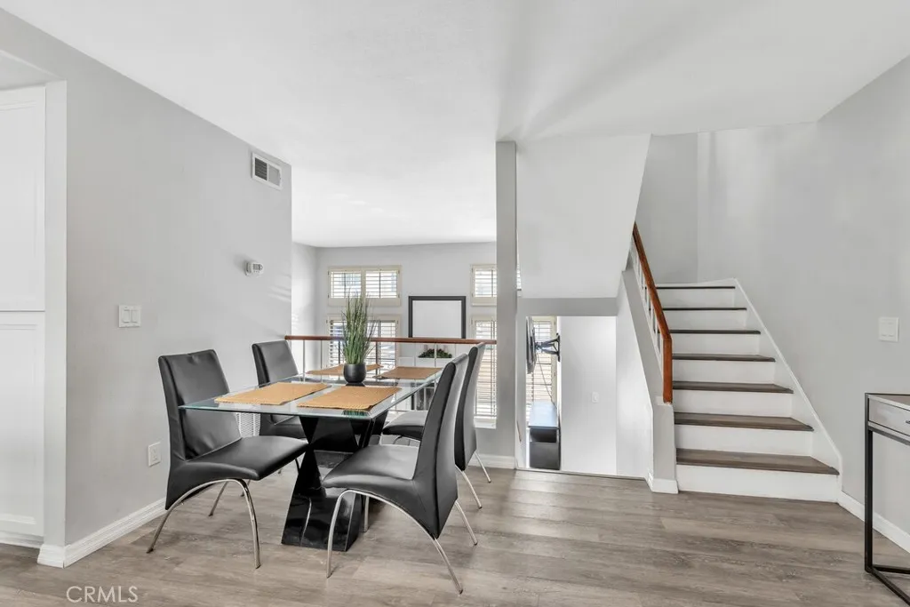 https://cdn.realtyfeed.com/cdn/127/306529817/922f7f26784aaf243f5ffb910949b633.webp
