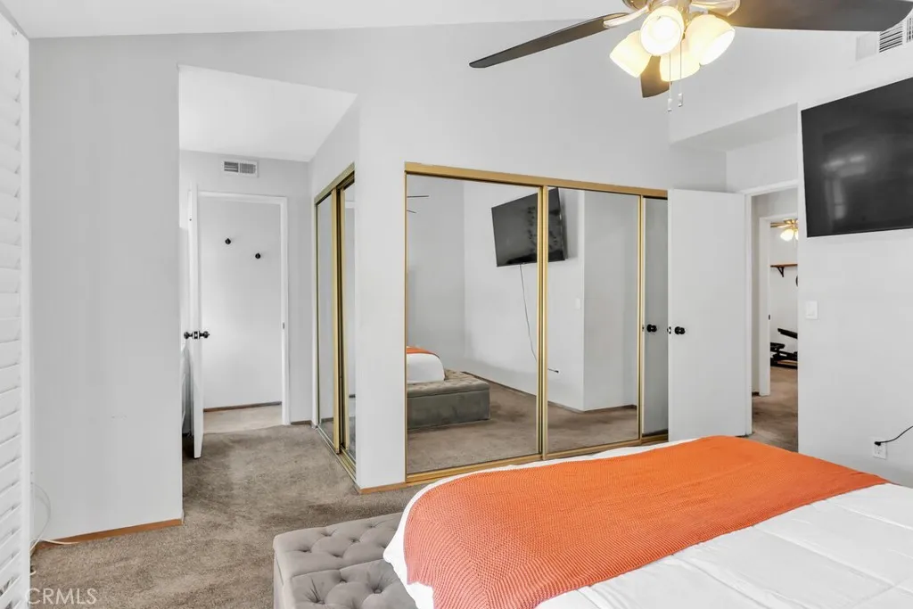 https://cdn.realtyfeed.com/cdn/127/306529817/c9d8eea1f39e21aa7248d0a26c584acb.webp