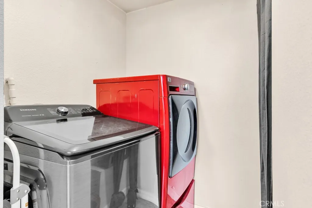 https://cdn.realtyfeed.com/cdn/127/306529817/efb0145e2382f6b24b4cdb15c7c80cdb.webp