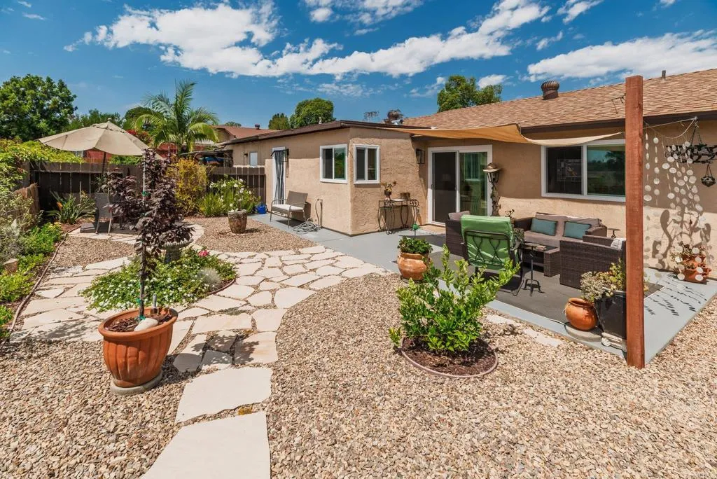 https://cdn.realtyfeed.com/cdn/127/306529878/a33c720aac3e3c3251acbe3a1c51ea56.webp
